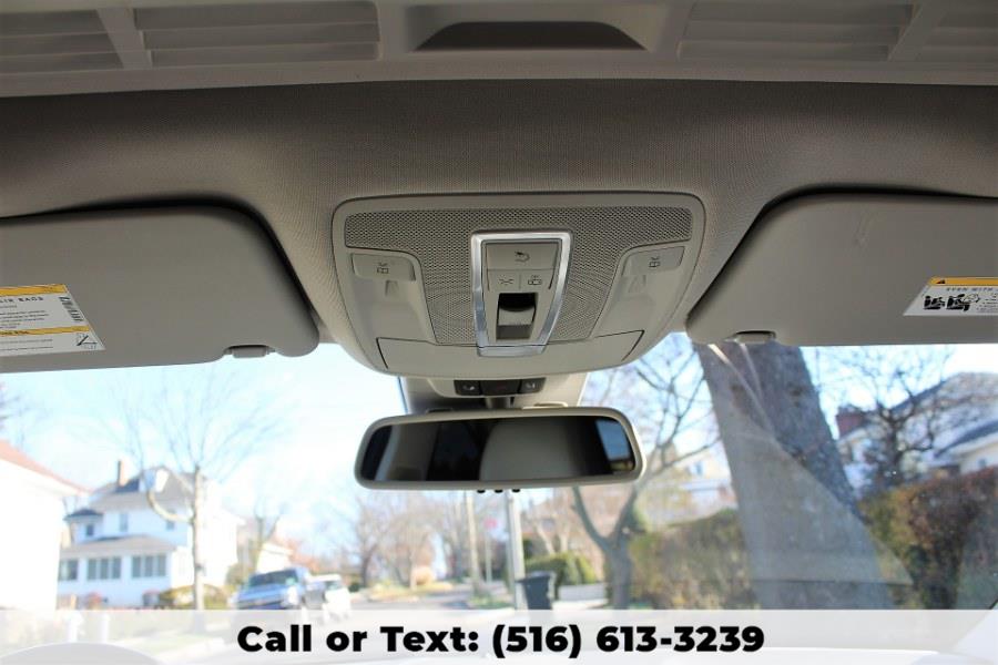 2015 Mercedes-Benz M-Class 4MATIC 4dr ML 350, available for sale in Great Neck, New York | Great Neck Car Buyers & Sellers. Great Neck, New York 2015 Mercedes-Benz M-Class 4MATIC 4dr ML 350, available for sale in Great Neck, New York | Great Neck Car Buyers & Sellers. Great Neck, New York