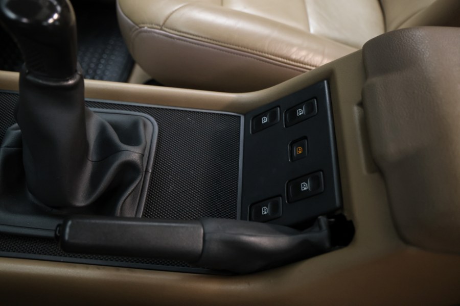 1995 Land Rover Discovery 4dr Sport Utility, available for sale in North Salem, New York | Meccanic Shop North Inc. North Salem, New York 1995 Land Rover Discovery 4dr Sport Utility, available for sale in North Salem, New York | Meccanic Shop North Inc. North Salem, New York
