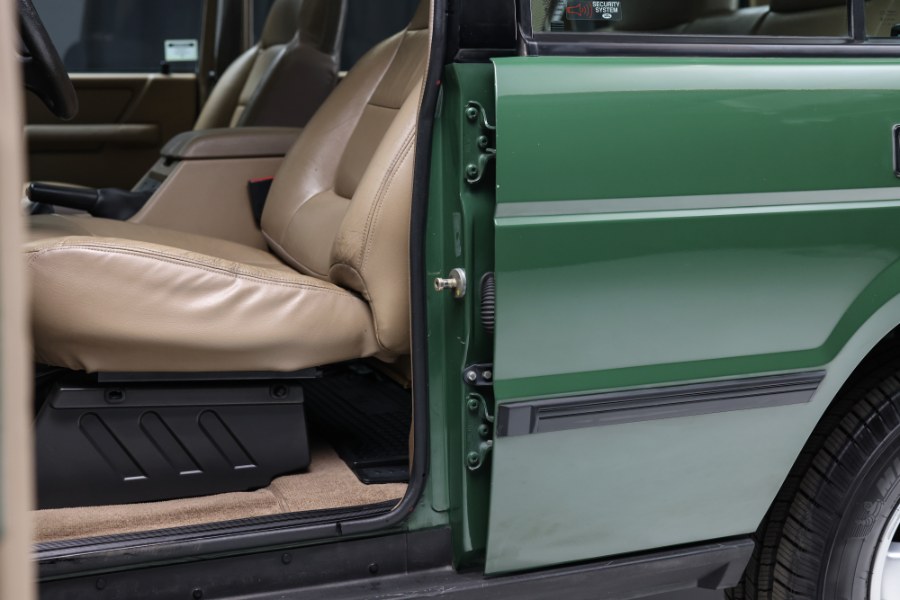 1995 Land Rover Discovery 4dr Sport Utility, available for sale in North Salem, New York | Meccanic Shop North Inc. North Salem, New York 1995 Land Rover Discovery 4dr Sport Utility, available for sale in North Salem, New York | Meccanic Shop North Inc. North Salem, New York