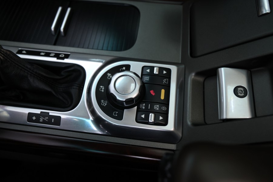 2011 Land Rover Range Rover 4WD 4dr HSE LUX, available for sale in North Salem, New York | Meccanic Shop North Inc. North Salem, New York 2011 Land Rover Range Rover 4WD 4dr HSE LUX, available for sale in North Salem, New York | Meccanic Shop North Inc. North Salem, New York
