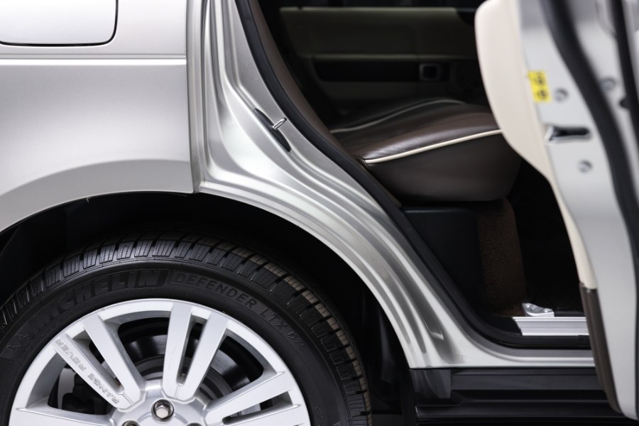 2011 Land Rover Range Rover 4WD 4dr HSE LUX, available for sale in North Salem, New York | Meccanic Shop North Inc. North Salem, New York 2011 Land Rover Range Rover 4WD 4dr HSE LUX, available for sale in North Salem, New York | Meccanic Shop North Inc. North Salem, New York
