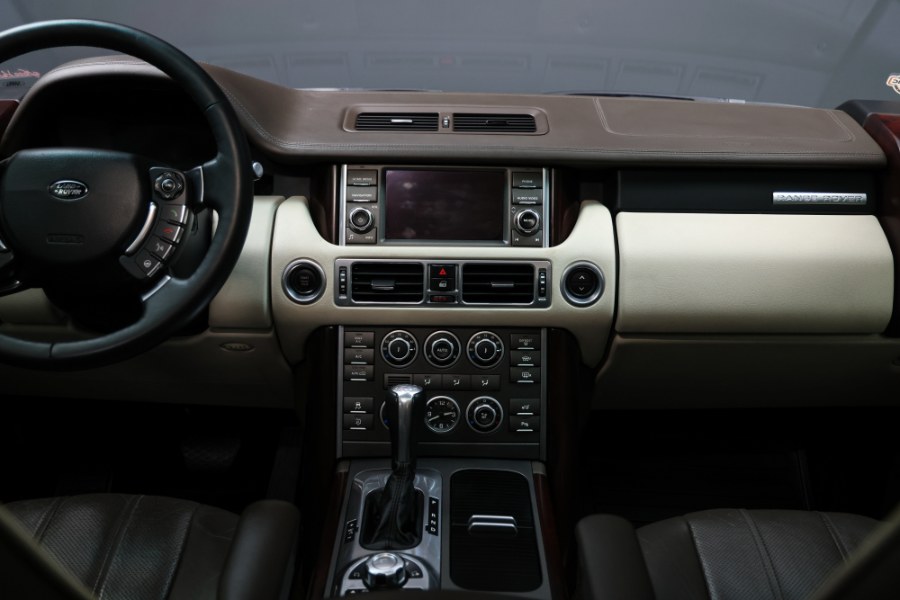 2011 Land Rover Range Rover 4WD 4dr HSE LUX, available for sale in North Salem, New York | Meccanic Shop North Inc. North Salem, New York 2011 Land Rover Range Rover 4WD 4dr HSE LUX, available for sale in North Salem, New York | Meccanic Shop North Inc. North Salem, New York