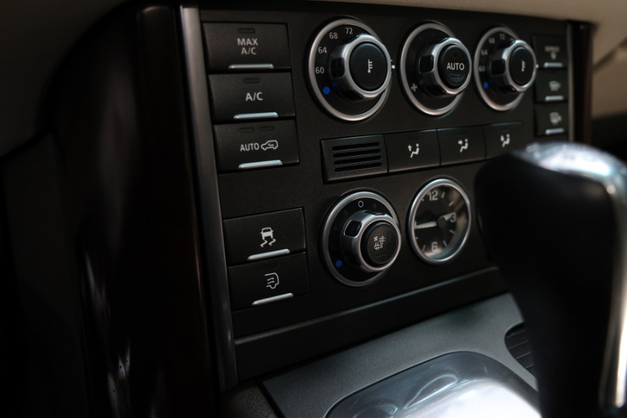 2011 Land Rover Range Rover 4WD 4dr HSE LUX, available for sale in North Salem, New York | Meccanic Shop North Inc. North Salem, New York 2011 Land Rover Range Rover 4WD 4dr HSE LUX, available for sale in North Salem, New York | Meccanic Shop North Inc. North Salem, New York