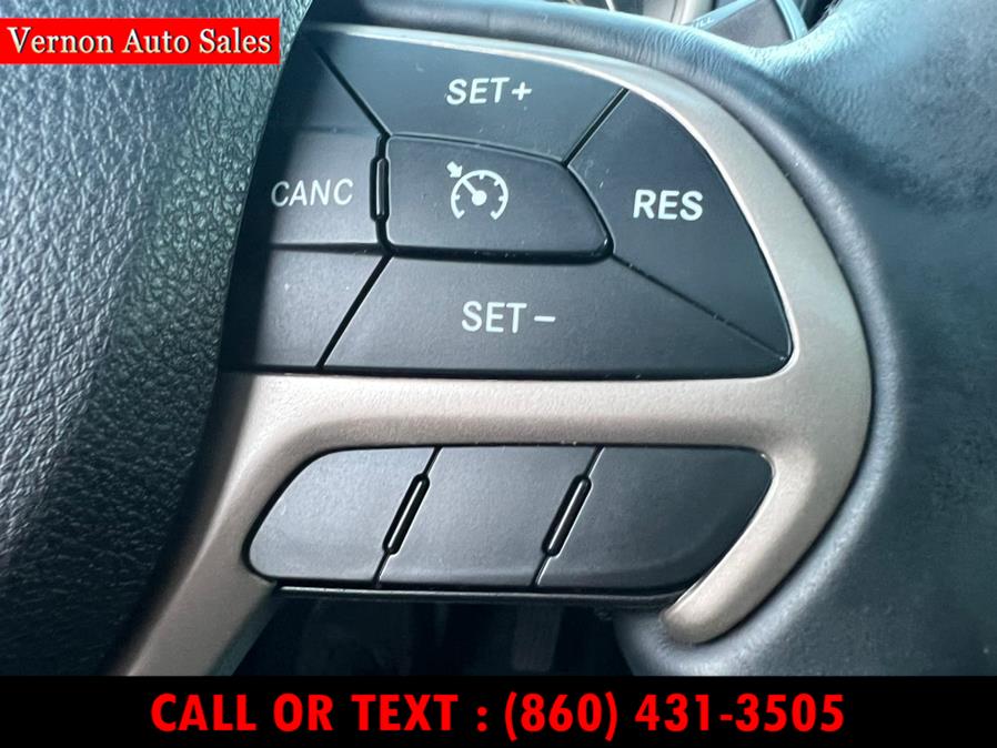 2015 Jeep Cherokee 4WD 4dr Limited, available for sale in Manchester, Connecticut | Vernon Auto Sale & Service. Manchester, Connecticut 2015 Jeep Cherokee 4WD 4dr Limited, available for sale in Manchester, Connecticut | Vernon Auto Sale & Service. Manchester, Connecticut