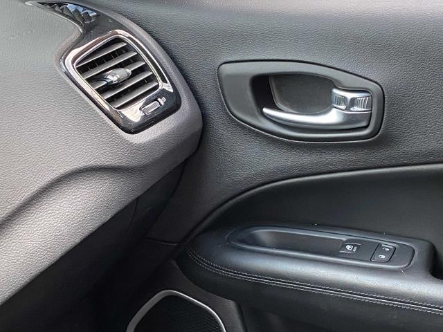 Used Jeep Compass Latitude 2019 | Eastchester Motor Cars. Bronx, New York Used Jeep Compass Latitude 2019 | Eastchester Motor Cars. Bronx, New York