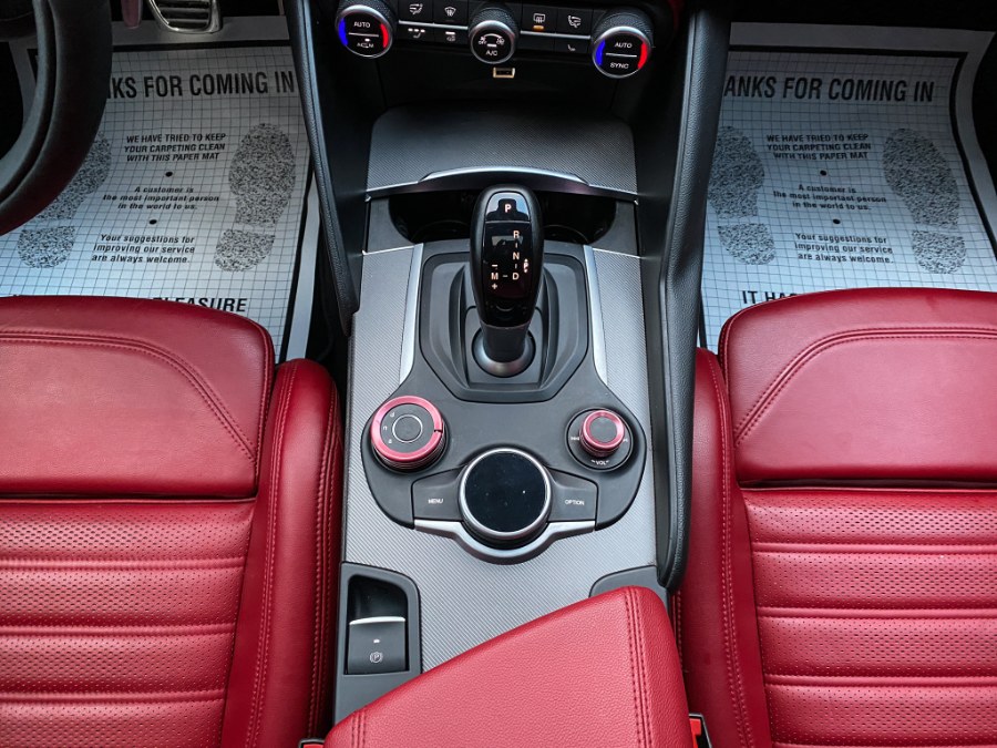 Used Alfa Romeo Giulia Ti Sport RWD 2019 | RT Auto Center LLC. Newark, New Jersey Used Alfa Romeo Giulia Ti Sport RWD 2019 | RT Auto Center LLC. Newark, New Jersey