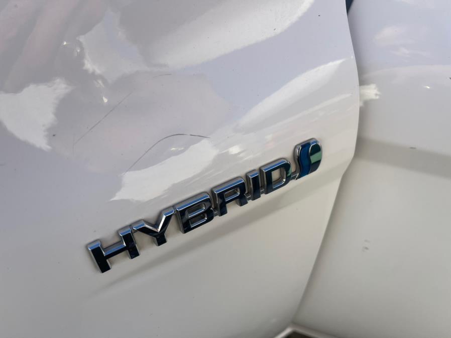Used Toyota Camry Hybrid LE CVT (Natl) 2019 | Brooklyn Auto Mall LLC. Brooklyn, New York