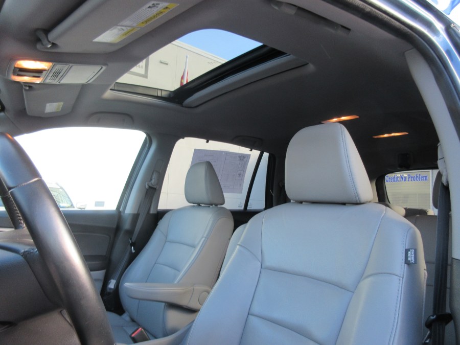 2019 Honda Pilot EX-L 2WD, available for sale in Linden, New Jersey | Route 27 Auto Mall. Linden, New Jersey 2019 Honda Pilot EX-L 2WD, available for sale in Linden, New Jersey | Route 27 Auto Mall. Linden, New Jersey
