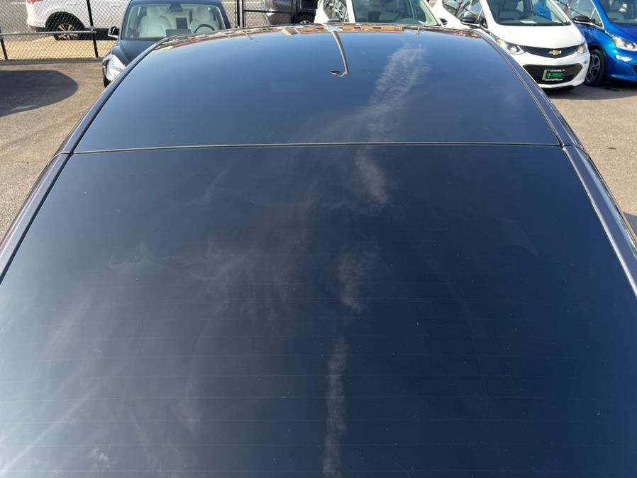 Used Tesla Model Y Long Range AWD 2021 | Green Light Auto Wholesale. Daly City, California Used Tesla Model Y Long Range AWD 2021 | Green Light Auto Wholesale. Daly City, California