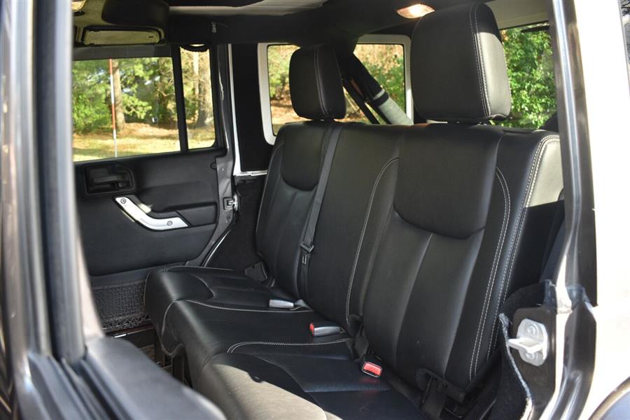 Used Jeep Wrangler Unlimited Rubicon 4x4 4dr SUV 2016 | Camy Cars. Great Neck, New York Used Jeep Wrangler Unlimited Rubicon 4x4 4dr SUV 2016 | Camy Cars. Great Neck, New York