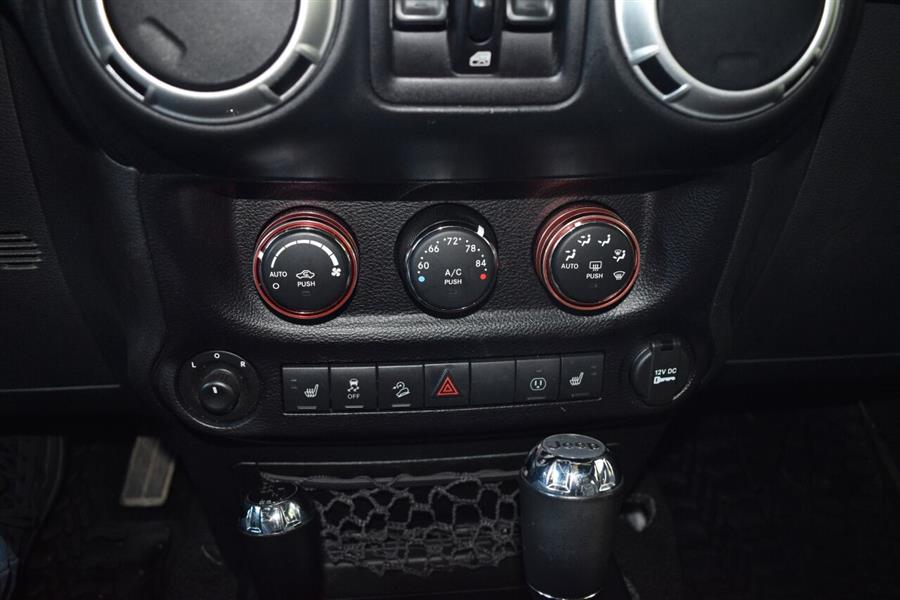 Used Jeep Wrangler Unlimited Rubicon 4x4 4dr SUV 2016 | Camy Cars. Great Neck, New York Used Jeep Wrangler Unlimited Rubicon 4x4 4dr SUV 2016 | Camy Cars. Great Neck, New York