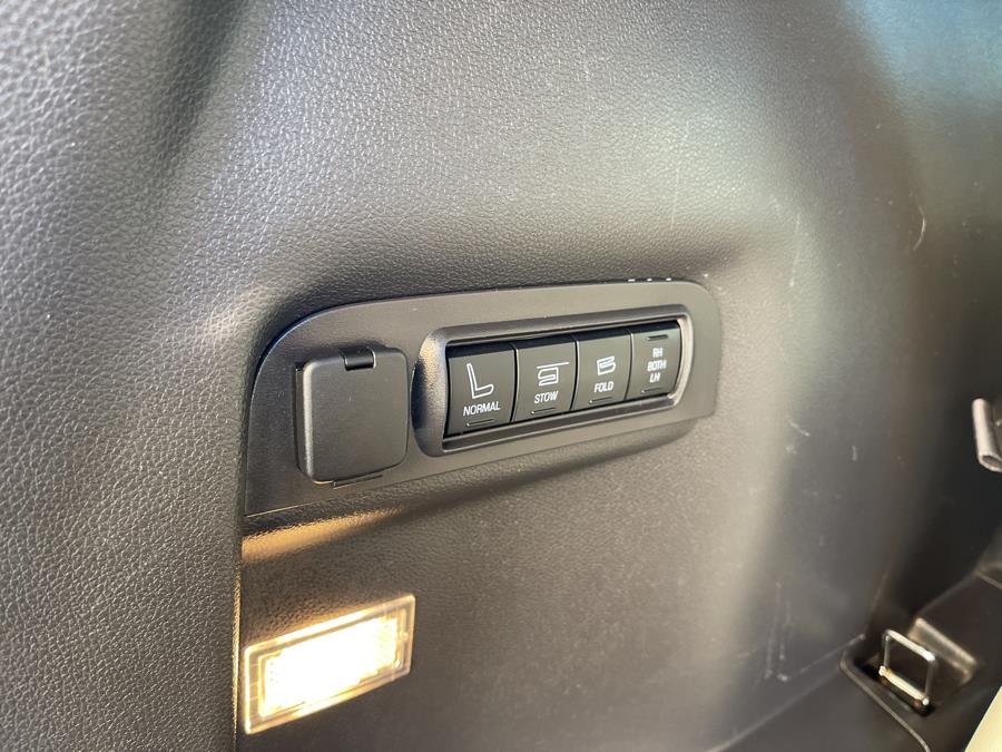 2015 Ford Explorer 4WD 4dr Limited, available for sale in Bronx, New York | New York Motors Group Solutions LLC. Bronx, New York 2015 Ford Explorer 4WD 4dr Limited, available for sale in Bronx, New York | New York Motors Group Solutions LLC. Bronx, New York