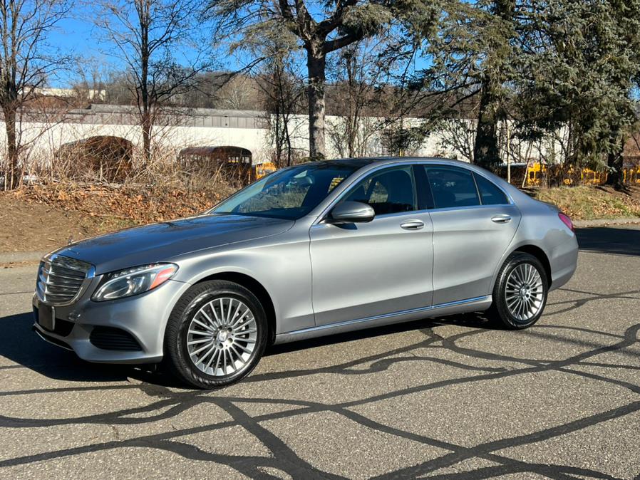 2015 Mercedes-Benz C-Class 4dr Sdn C300 Luxury 4MATIC, available for sale in Waterbury, Connecticut | Platinum Auto Care. Waterbury, Connecticut 2015 Mercedes-Benz C-Class 4dr Sdn C300 Luxury 4MATIC, available for sale in Waterbury, Connecticut | Platinum Auto Care. Waterbury, Connecticut