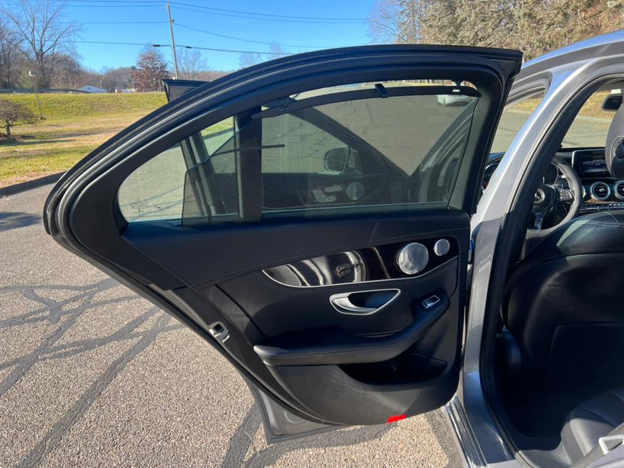 2015 Mercedes-Benz C-Class 4dr Sdn C300 Luxury 4MATIC, available for sale in Waterbury, Connecticut | Platinum Auto Care. Waterbury, Connecticut 2015 Mercedes-Benz C-Class 4dr Sdn C300 Luxury 4MATIC, available for sale in Waterbury, Connecticut | Platinum Auto Care. Waterbury, Connecticut