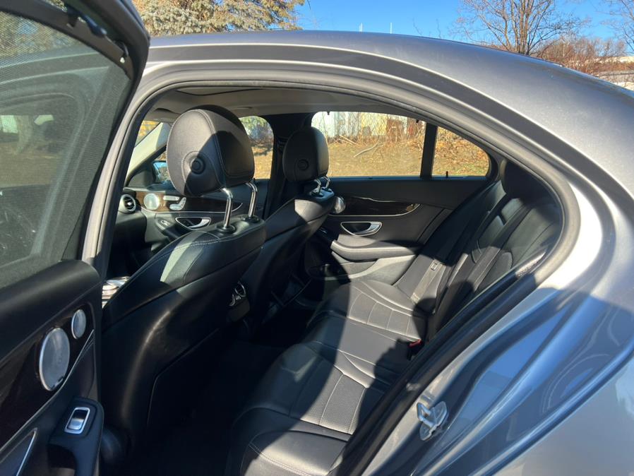 2015 Mercedes-Benz C-Class 4dr Sdn C300 Luxury 4MATIC, available for sale in Waterbury, Connecticut | Platinum Auto Care. Waterbury, Connecticut 2015 Mercedes-Benz C-Class 4dr Sdn C300 Luxury 4MATIC, available for sale in Waterbury, Connecticut | Platinum Auto Care. Waterbury, Connecticut