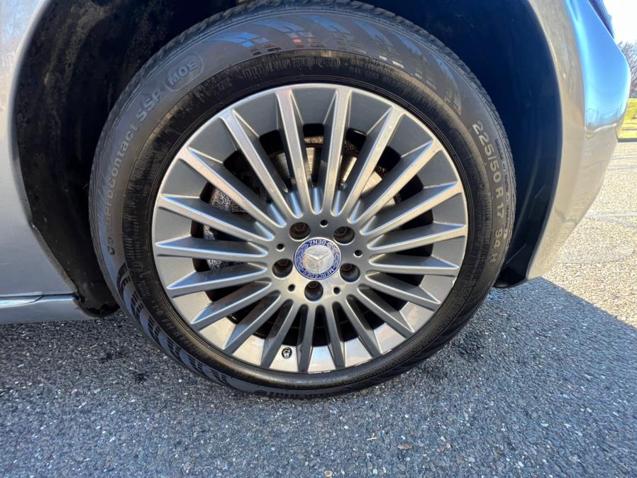 2015 Mercedes-Benz C-Class 4dr Sdn C300 Luxury 4MATIC, available for sale in Waterbury, Connecticut | Platinum Auto Care. Waterbury, Connecticut 2015 Mercedes-Benz C-Class 4dr Sdn C300 Luxury 4MATIC, available for sale in Waterbury, Connecticut | Platinum Auto Care. Waterbury, Connecticut