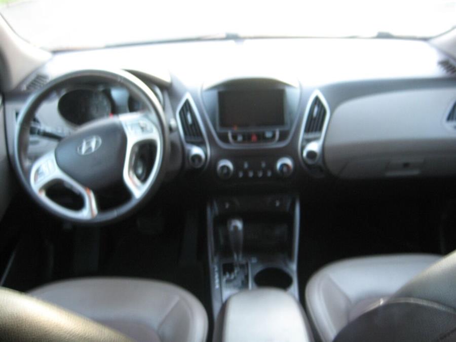 2012 Hyundai Tucson GLS photo