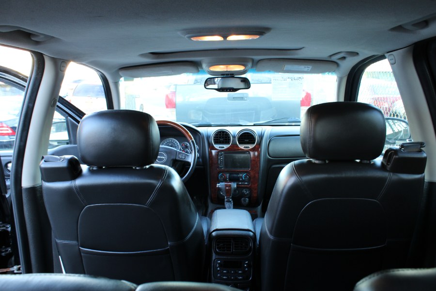 2007 GMC Envoy 4WD 4dr Denali, available for sale in BROOKLYN, New York | Deals on Wheels International Auto. BROOKLYN, New York 2007 GMC Envoy 4WD 4dr Denali, available for sale in BROOKLYN, New York | Deals on Wheels International Auto. BROOKLYN, New York