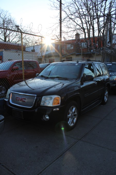 2007 GMC Envoy 4WD 4dr Denali, available for sale in BROOKLYN, New York | Deals on Wheels International Auto. BROOKLYN, New York 2007 GMC Envoy 4WD 4dr Denali, available for sale in BROOKLYN, New York | Deals on Wheels International Auto. BROOKLYN, New York