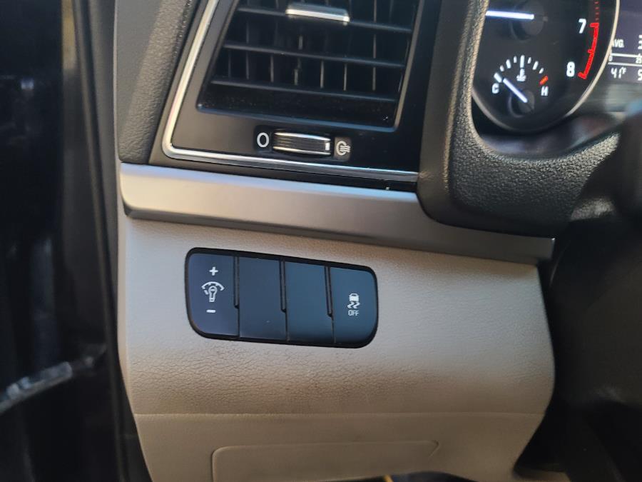 2017 Hyundai Elantra SE 2.0L Automatic (Ulsan Plant), available for sale in Danbury, Connecticut | Safe Used Auto Sales LLC. Danbury, Connecticut 2017 Hyundai Elantra SE 2.0L Automatic (Ulsan Plant), available for sale in Danbury, Connecticut | Safe Used Auto Sales LLC. Danbury, Connecticut