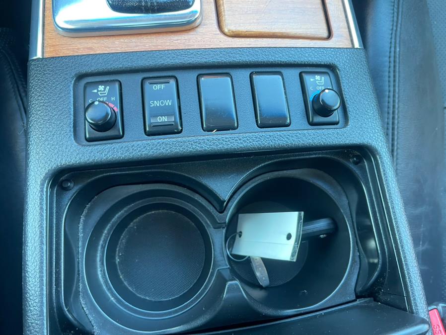 2007 Infiniti M35 4dr Sdn x AWD, available for sale in South Windsor, Connecticut | Mike And Tony Auto Sales, Inc. South Windsor, Connecticut 2007 Infiniti M35 4dr Sdn x AWD, available for sale in South Windsor, Connecticut | Mike And Tony Auto Sales, Inc. South Windsor, Connecticut