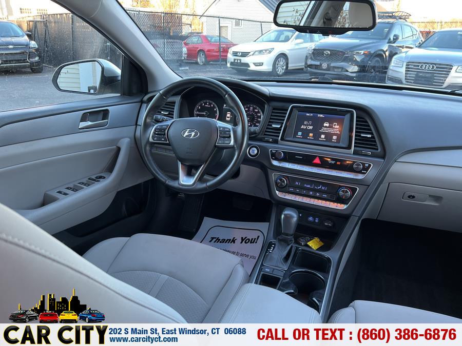 2019 Hyundai Sonata SEL 2.4L, available for sale in East Windsor, Connecticut | Car City LLC. East Windsor, Connecticut 2019 Hyundai Sonata SEL 2.4L, available for sale in East Windsor, Connecticut | Car City LLC. East Windsor, Connecticut
