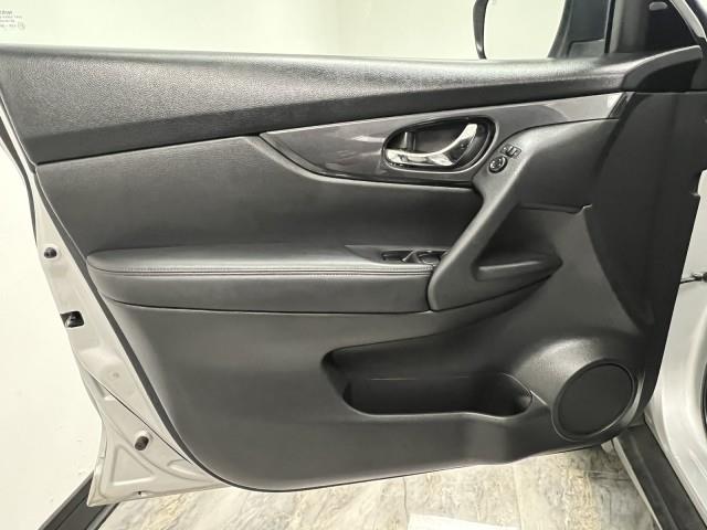 2017 Nissan Rogue SV AWD, available for sale in Maple Shade, New Jersey | Car Revolution. Maple Shade, New Jersey 2017 Nissan Rogue SV AWD, available for sale in Maple Shade, New Jersey | Car Revolution. Maple Shade, New Jersey