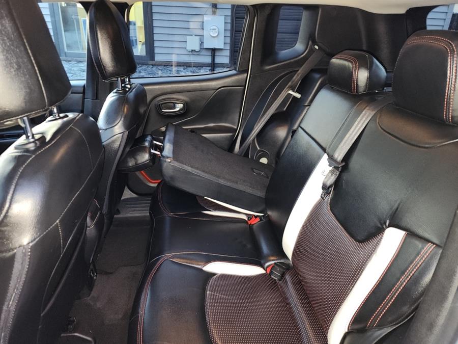 2015 Jeep Renegade 4WD 4dr Trailhawk, available for sale in Islip, New York | L.I. Auto Gallery. Islip, New York 2015 Jeep Renegade 4WD 4dr Trailhawk, available for sale in Islip, New York | L.I. Auto Gallery. Islip, New York