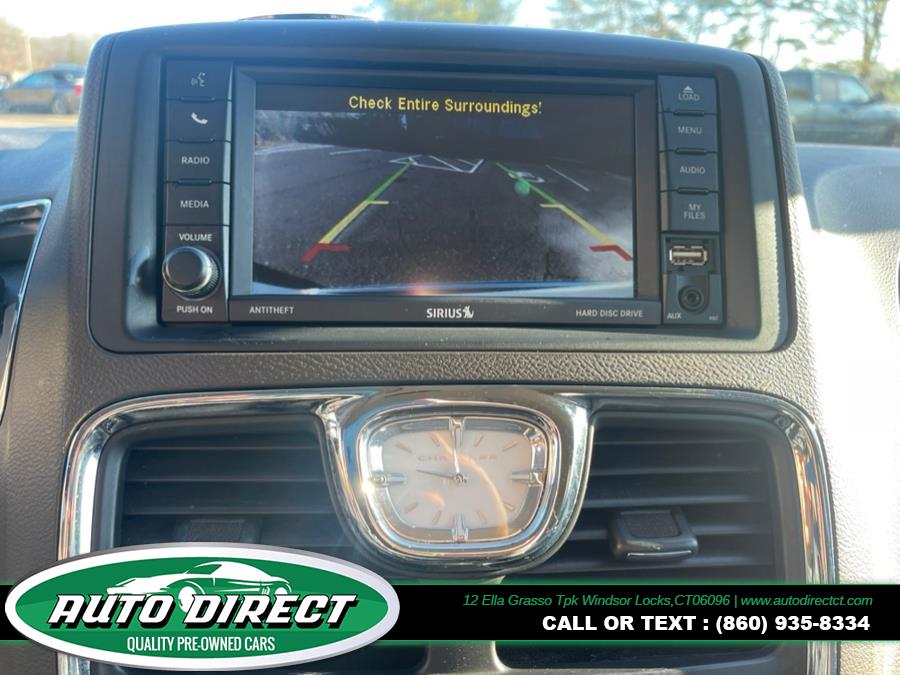 2016 Chrysler Town & Country 4dr Wgn Touring, available for sale in Windsor Locks, Connecticut | Auto Direct LLC. Windsor Locks, Connecticut 2016 Chrysler Town & Country 4dr Wgn Touring, available for sale in Windsor Locks, Connecticut | Auto Direct LLC. Windsor Locks, Connecticut