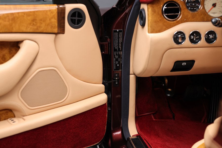 2001 Bentley Arnage Red Label, available for sale in North Salem, New York | Meccanic Shop North Inc. North Salem, New York 2001 Bentley Arnage Red Label, available for sale in North Salem, New York | Meccanic Shop North Inc. North Salem, New York