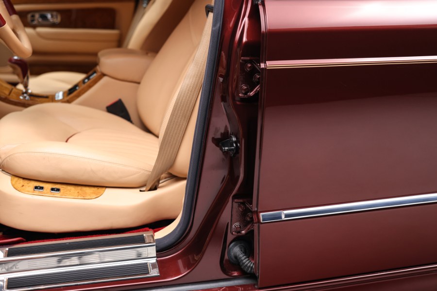 2001 Bentley Arnage Red Label, available for sale in North Salem, New York | Meccanic Shop North Inc. North Salem, New York 2001 Bentley Arnage Red Label, available for sale in North Salem, New York | Meccanic Shop North Inc. North Salem, New York