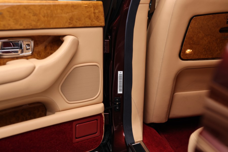 2001 Bentley Arnage Red Label, available for sale in North Salem, New York | Meccanic Shop North Inc. North Salem, New York 2001 Bentley Arnage Red Label, available for sale in North Salem, New York | Meccanic Shop North Inc. North Salem, New York