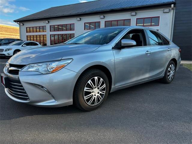 2016 Toyota Camry LE, available for sale in Stratford, Connecticut | Wiz Leasing Inc. Stratford, Connecticut