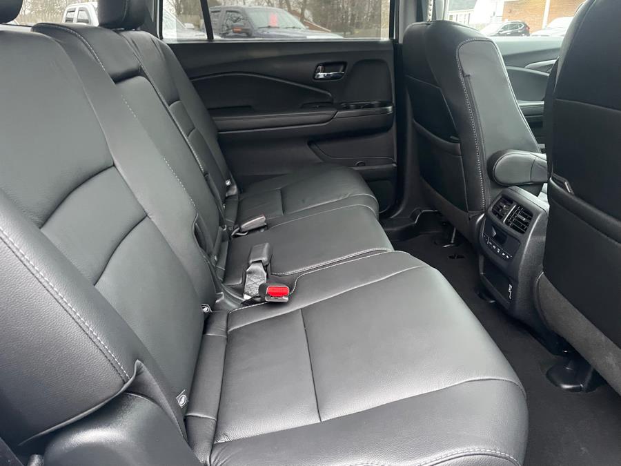 2021 Honda Pilot Special Edition AWD, available for sale in Agawam, Massachusetts | Malkoon Motors. Agawam, Massachusetts 2021 Honda Pilot Special Edition AWD, available for sale in Agawam, Massachusetts | Malkoon Motors. Agawam, Massachusetts