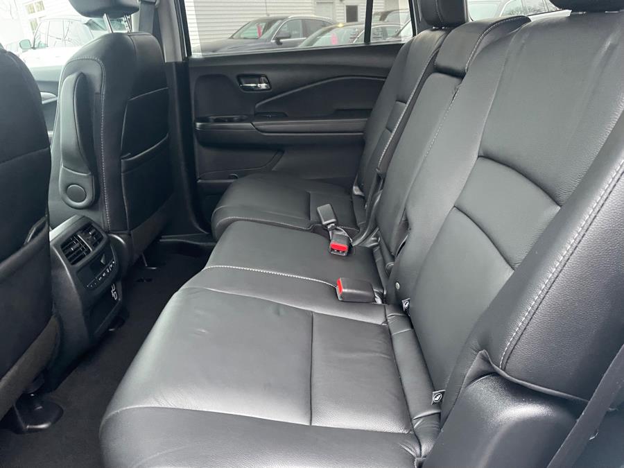 2021 Honda Pilot Special Edition AWD, available for sale in Agawam, Massachusetts | Malkoon Motors. Agawam, Massachusetts 2021 Honda Pilot Special Edition AWD, available for sale in Agawam, Massachusetts | Malkoon Motors. Agawam, Massachusetts