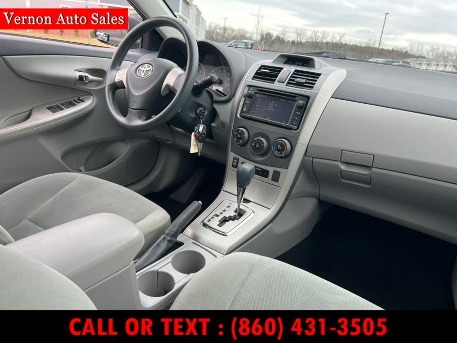 2013 Toyota Corolla 4dr Sdn Auto LE (Natl), available for sale in Manchester, Connecticut | Vernon Auto Sale & Service. Manchester, Connecticut 2013 Toyota Corolla 4dr Sdn Auto LE (Natl), available for sale in Manchester, Connecticut | Vernon Auto Sale & Service. Manchester, Connecticut