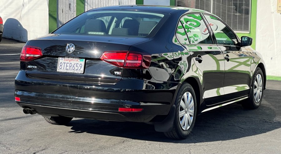 2016 Volkswagen Jetta Sedan 4dr Auto 1.4T S w/Technology, available for sale in Corona, California | Green Light Auto. Corona, California 2016 Volkswagen Jetta Sedan 4dr Auto 1.4T S w/Technology, available for sale in Corona, California | Green Light Auto. Corona, California