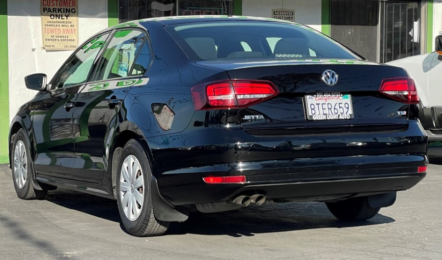 2016 Volkswagen Jetta Sedan 4dr Auto 1.4T S w/Technology, available for sale in Corona, California | Green Light Auto. Corona, California 2016 Volkswagen Jetta Sedan 4dr Auto 1.4T S w/Technology, available for sale in Corona, California | Green Light Auto. Corona, California