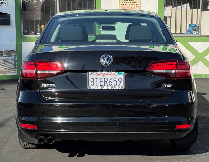 2016 Volkswagen Jetta Sedan 4dr Auto 1.4T S w/Technology, available for sale in Corona, California | Green Light Auto. Corona, California 2016 Volkswagen Jetta Sedan 4dr Auto 1.4T S w/Technology, available for sale in Corona, California | Green Light Auto. Corona, California