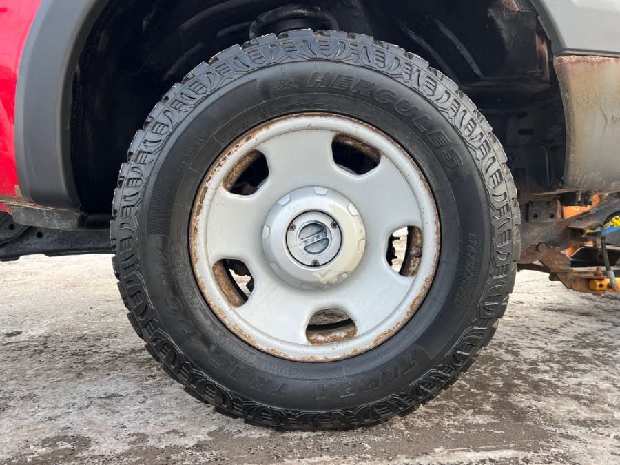 2005 Ford Super Duty F-350 SRW Reg Cab 137" XL 4WD, available for sale in Ortonville, Michigan | Marsh Auto Sales LLC. Ortonville, Michigan 2005 Ford Super Duty F-350 SRW Reg Cab 137" XL 4WD, available for sale in Ortonville, Michigan | Marsh Auto Sales LLC. Ortonville, Michigan