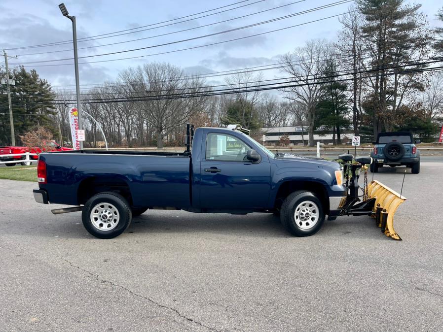 2011 GMC Sierra 2500HD 4WD Reg Cab 133.7" Work Truck, available for sale in South Windsor, Connecticut | Mike And Tony Auto Sales, Inc. South Windsor, Connecticut 2011 GMC Sierra 2500HD 4WD Reg Cab 133.7" Work Truck, available for sale in South Windsor, Connecticut | Mike And Tony Auto Sales, Inc. South Windsor, Connecticut