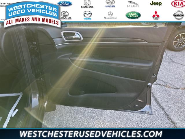2020 Jeep Grand Cherokee Limited, available for sale in White Plains, New York | Westchester Used Vehicles. White Plains, New York 2020 Jeep Grand Cherokee Limited, available for sale in White Plains, New York | Westchester Used Vehicles. White Plains, New York
