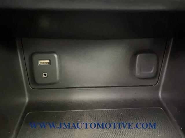 2016 Chevrolet Colorado 4WD Crew Cab 128.3 LT, available for sale in Naugatuck, Connecticut | J&M Automotive Sls&Svc LLC. Naugatuck, Connecticut 2016 Chevrolet Colorado 4WD Crew Cab 128.3 LT, available for sale in Naugatuck, Connecticut | J&M Automotive Sls&Svc LLC. Naugatuck, Connecticut