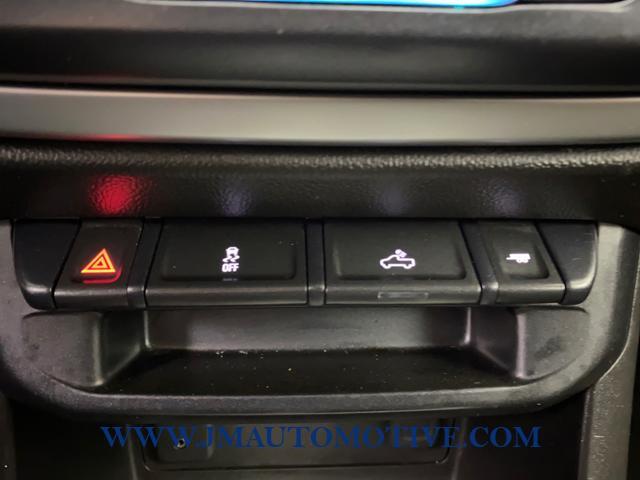2016 Chevrolet Colorado 4WD Crew Cab 128.3 LT, available for sale in Naugatuck, Connecticut | J&M Automotive Sls&Svc LLC. Naugatuck, Connecticut 2016 Chevrolet Colorado 4WD Crew Cab 128.3 LT, available for sale in Naugatuck, Connecticut | J&M Automotive Sls&Svc LLC. Naugatuck, Connecticut