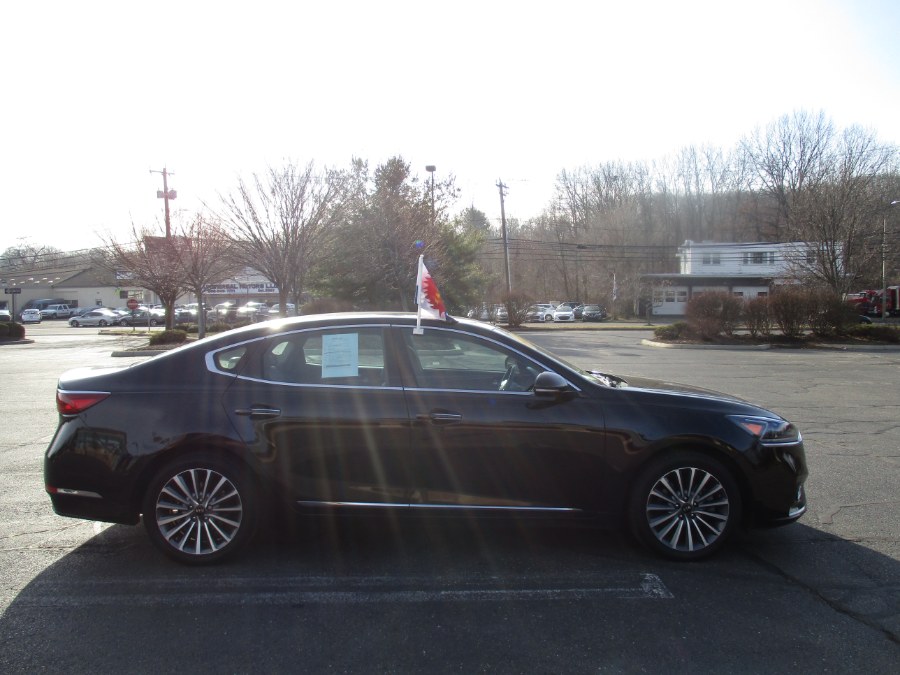 2017 Kia Cadenza Premium Sedan, available for sale in New Britain, Connecticut | Universal Motors LLC. New Britain, Connecticut 2017 Kia Cadenza Premium Sedan, available for sale in New Britain, Connecticut | Universal Motors LLC. New Britain, Connecticut