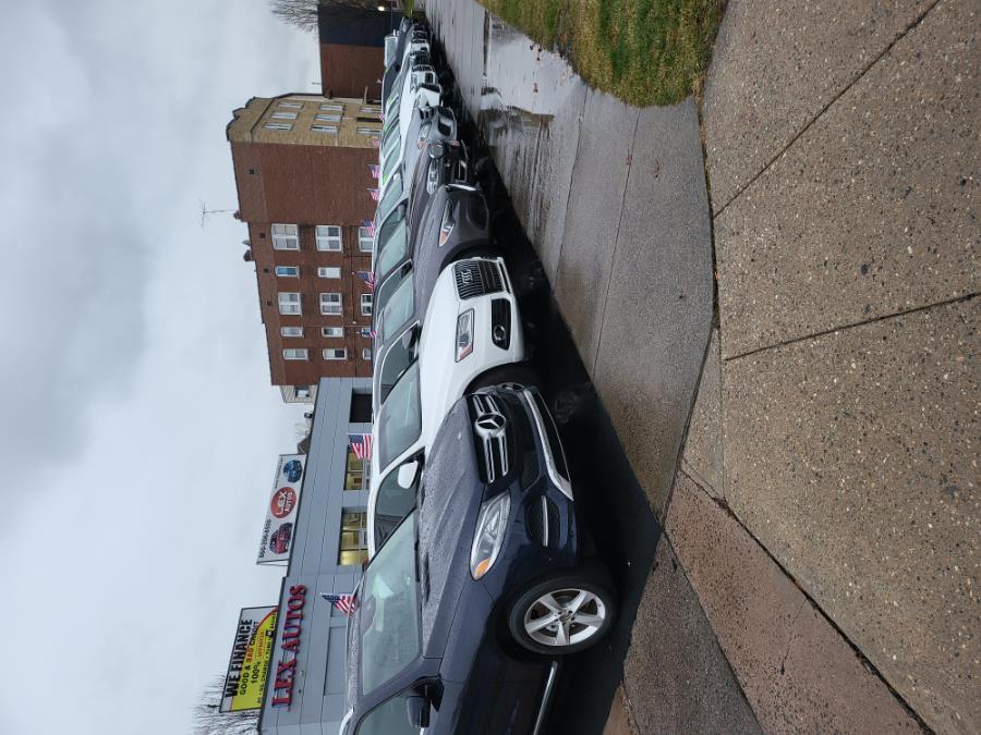 2016 Chrysler 200 4dr Sdn C FWD, available for sale in Hartford, Connecticut | Lex Autos LLC. Hartford, Connecticut 2016 Chrysler 200 4dr Sdn C FWD, available for sale in Hartford, Connecticut | Lex Autos LLC. Hartford, Connecticut