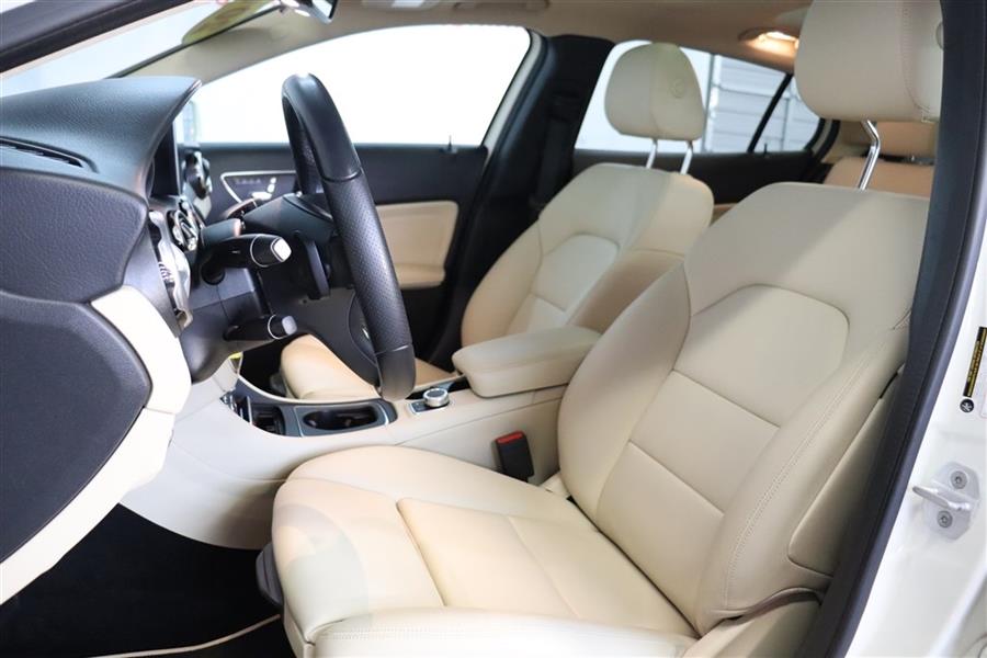 2018 Mercedes-benz Gla 250 4MATIC, available for sale in Paterson, New Jersey | Fast Track Motors. Paterson, New Jersey 2018 Mercedes-benz Gla 250 4MATIC, available for sale in Paterson, New Jersey | Fast Track Motors. Paterson, New Jersey