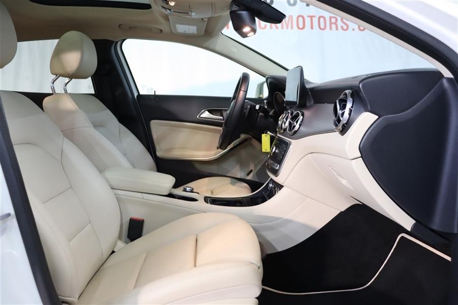 2018 Mercedes-benz Gla 250 4MATIC, available for sale in Paterson, New Jersey | Fast Track Motors. Paterson, New Jersey 2018 Mercedes-benz Gla 250 4MATIC, available for sale in Paterson, New Jersey | Fast Track Motors. Paterson, New Jersey