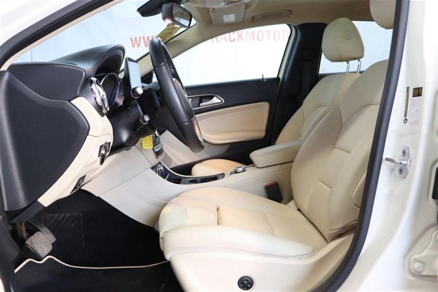 2018 Mercedes-benz Gla 250 4MATIC, available for sale in Paterson, New Jersey | Fast Track Motors. Paterson, New Jersey 2018 Mercedes-benz Gla 250 4MATIC, available for sale in Paterson, New Jersey | Fast Track Motors. Paterson, New Jersey