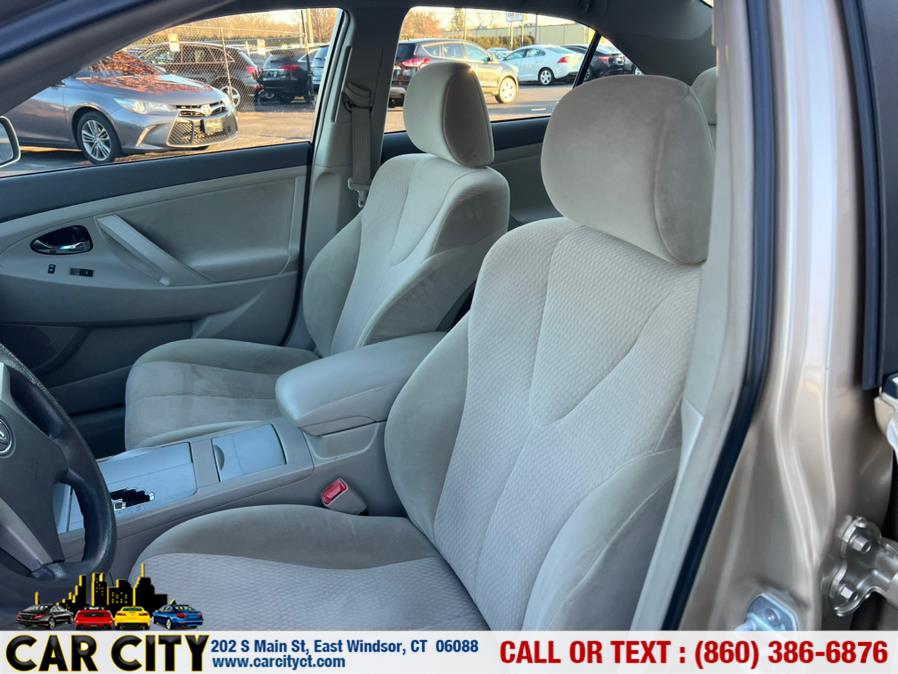 Used Toyota Camry 4dr Sdn I4 Man LE (Natl) 2010 | Car City LLC. East Windsor, Connecticut Used Toyota Camry 4dr Sdn I4 Man LE (Natl) 2010 | Car City LLC. East Windsor, Connecticut